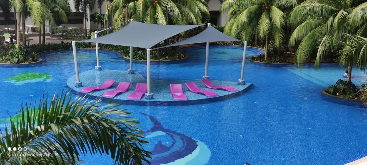 Atlantis Homestay Pool View 1210 Malacca Bagian luar foto