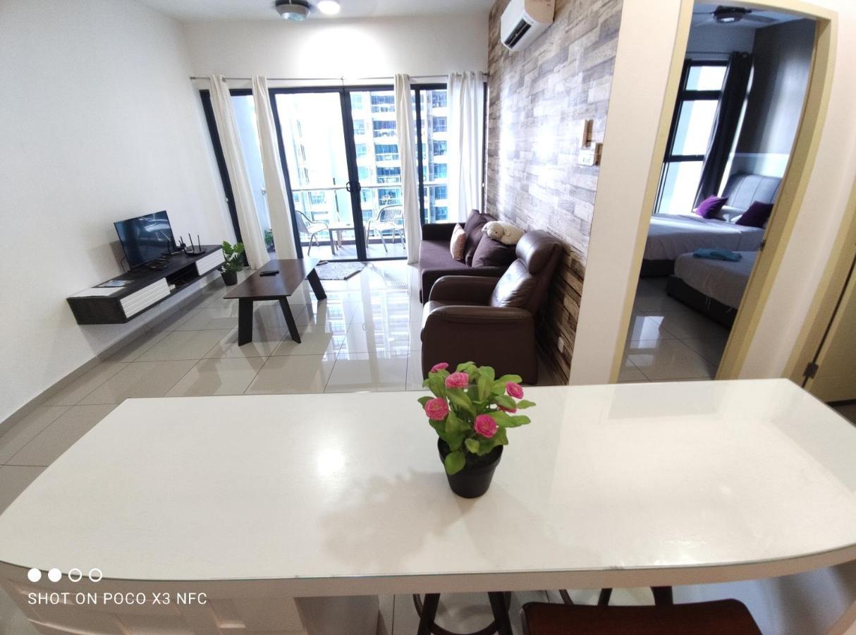 Atlantis Homestay Pool View 1210 Malacca Bagian luar foto