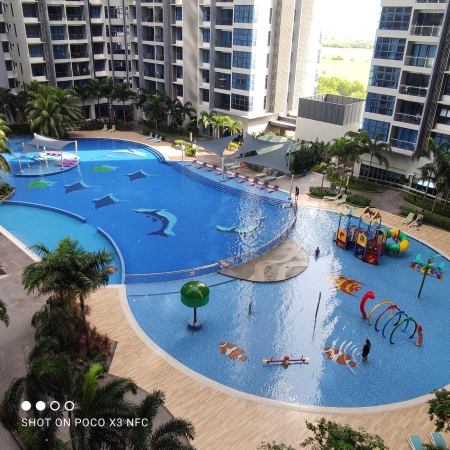 Atlantis Homestay Pool View 1210 Malacca Bagian luar foto