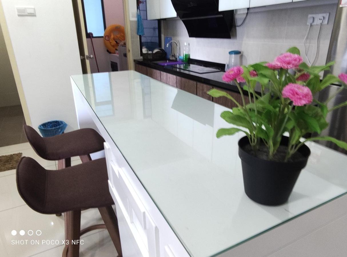 Atlantis Homestay Pool View 1210 Malacca Bagian luar foto